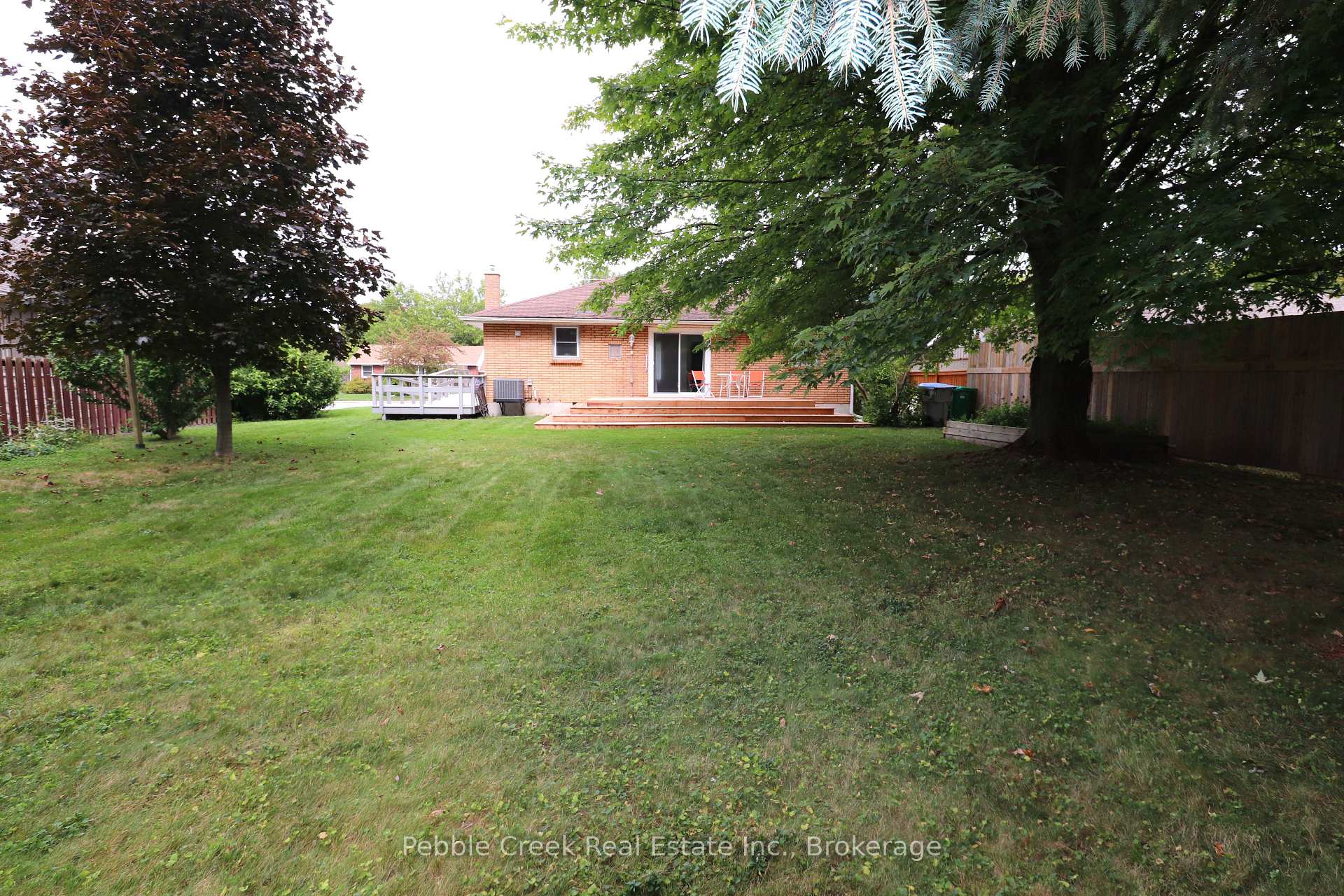 Photo 25 of 187 Cayley Street, Goderich, Goderich (Town) — HOMEH