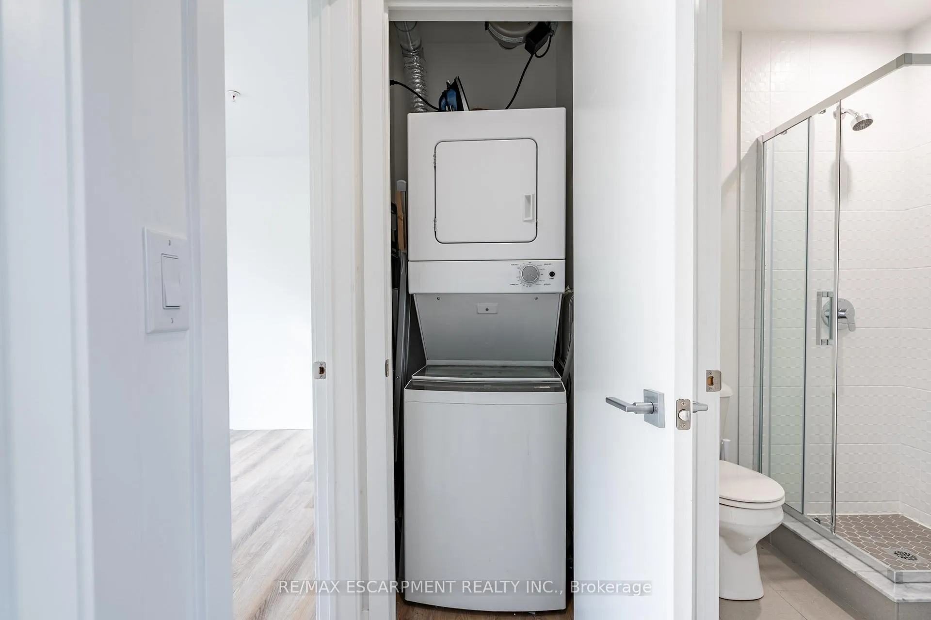 Photo 17 of Unit 308, 467 Charlton Avenue E, Hamilton, Stinson — HOMEH