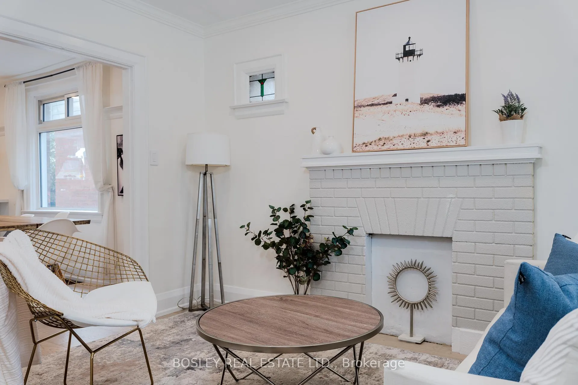 Photo 5 of 757 Sammon Avenue, Toronto, Danforth Village-East York — HOMEH