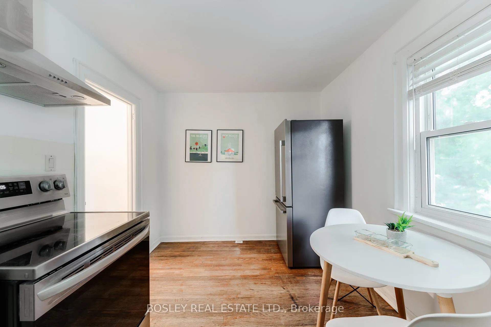 Photo 22 of 757 Sammon Avenue, Toronto, Danforth Village-East York — HOMEH
