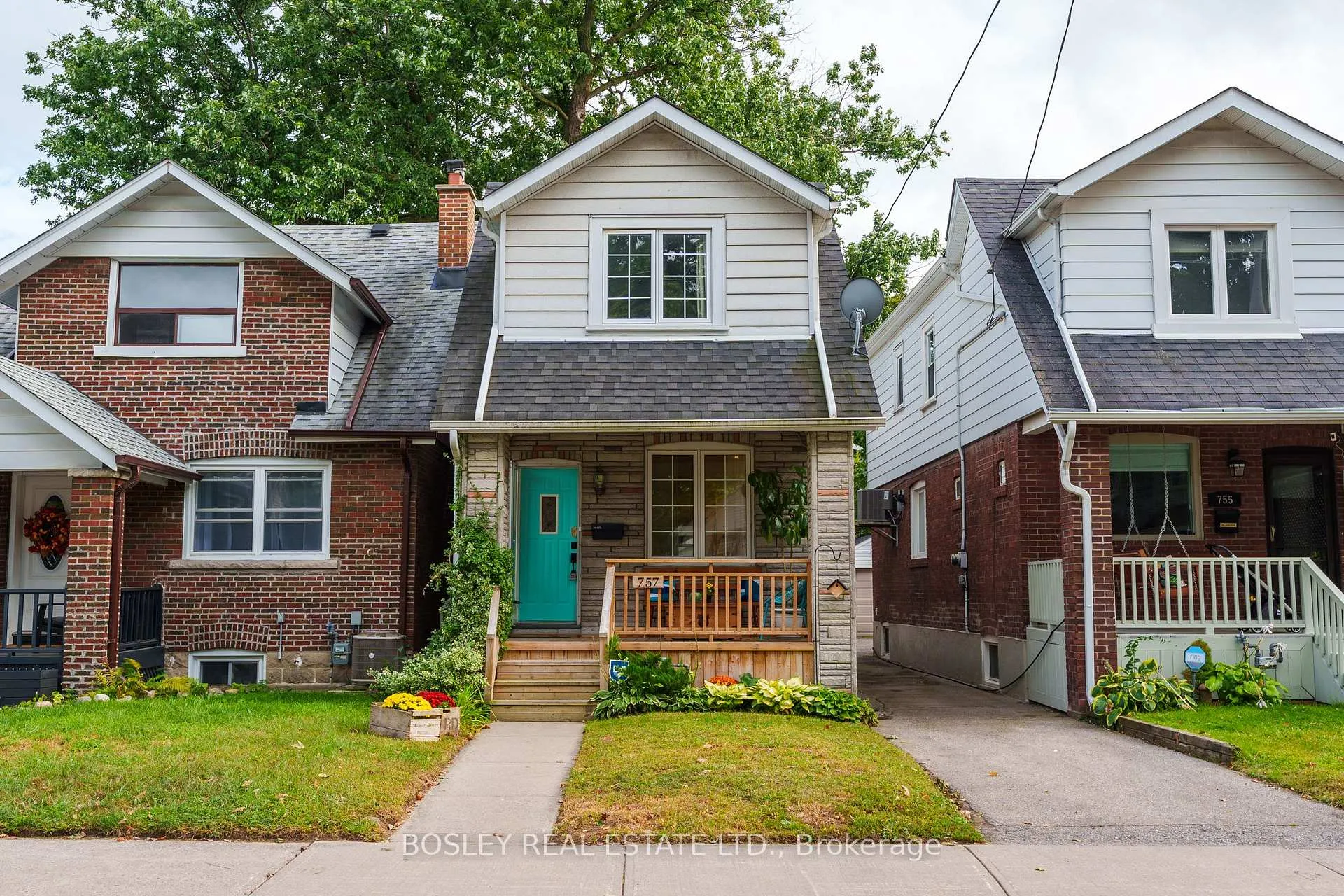 Photo 40 of 757 Sammon Avenue, Toronto, Danforth Village-East York — HOMEH