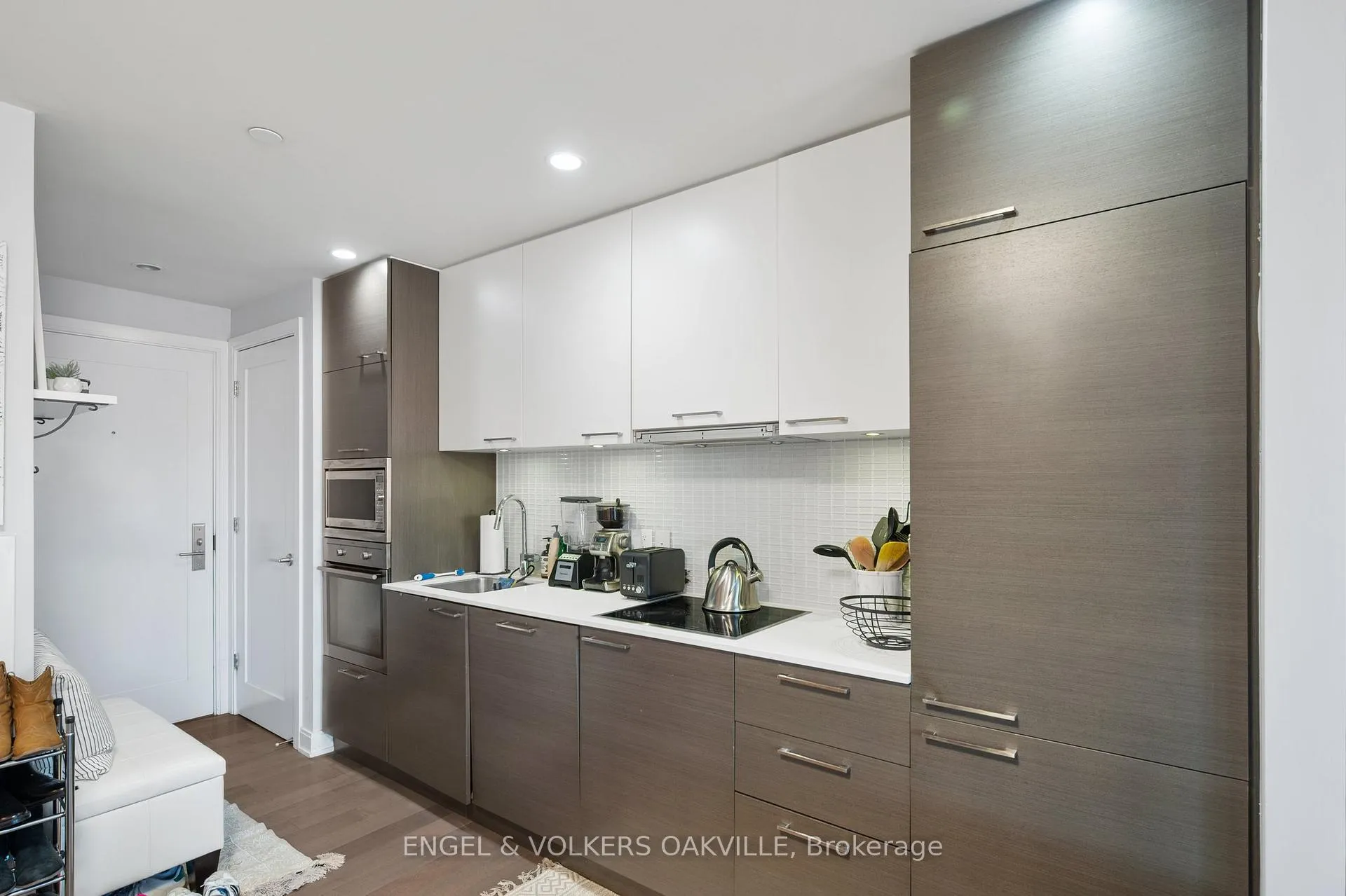 Photo 6 of Unit 815, 55 Front Street E, Toronto, Waterfront Communities — HOMEH