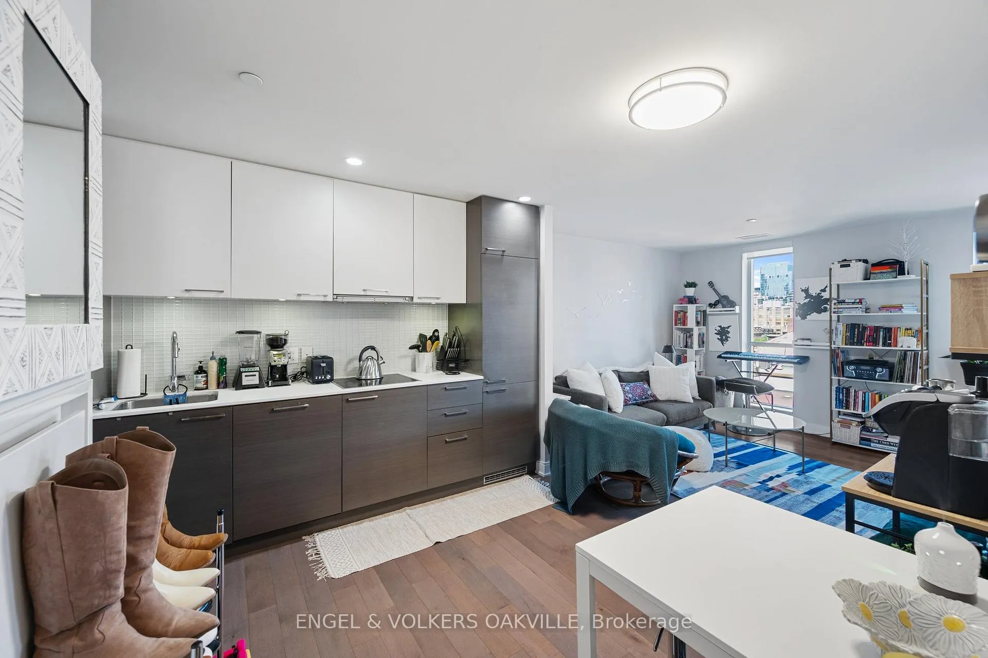 Photo 7 of Unit 815, 55 Front Street E, Toronto, Waterfront Communities — HOMEH
