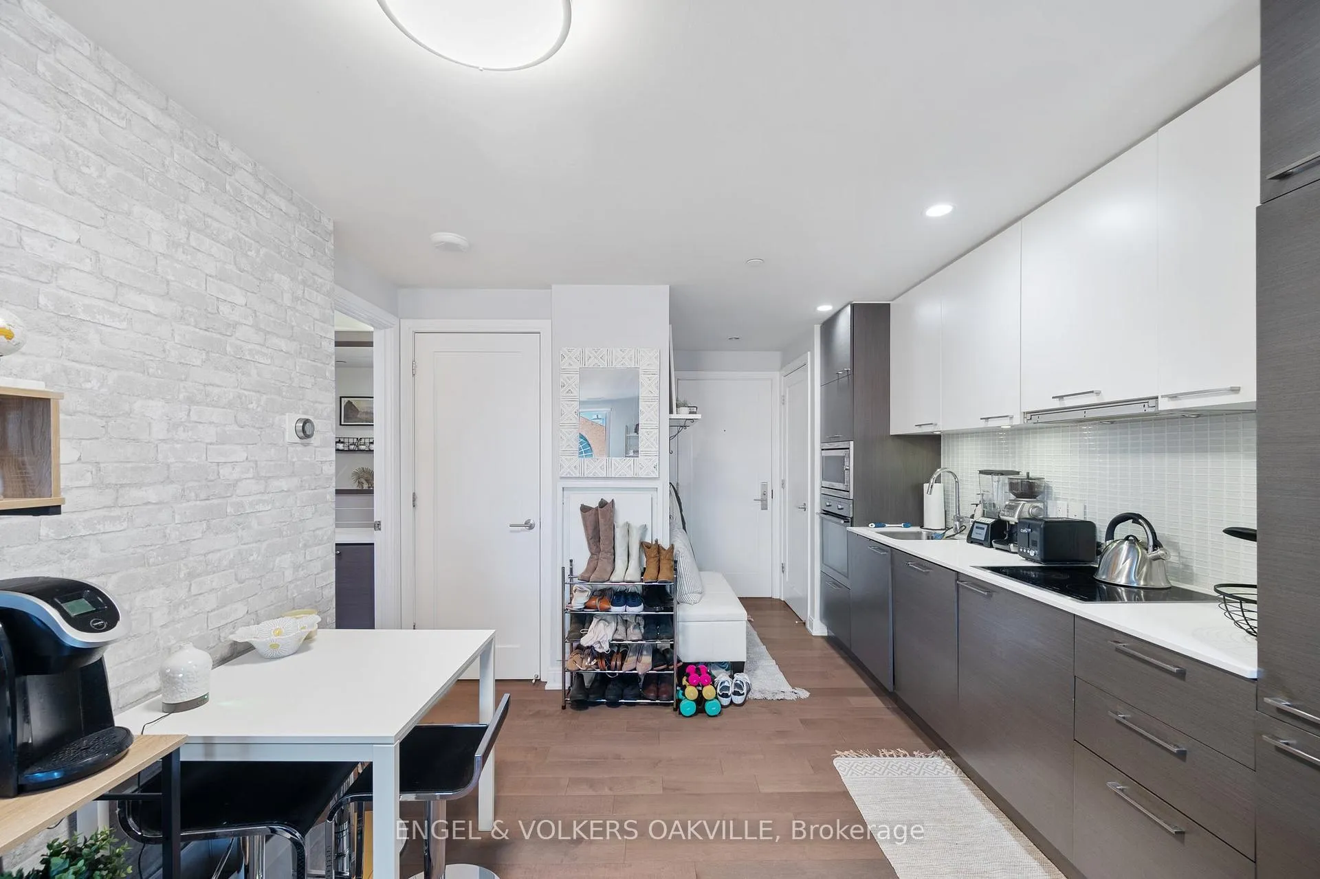 Photo 8 of Unit 815, 55 Front Street E, Toronto, Waterfront Communities — HOMEH