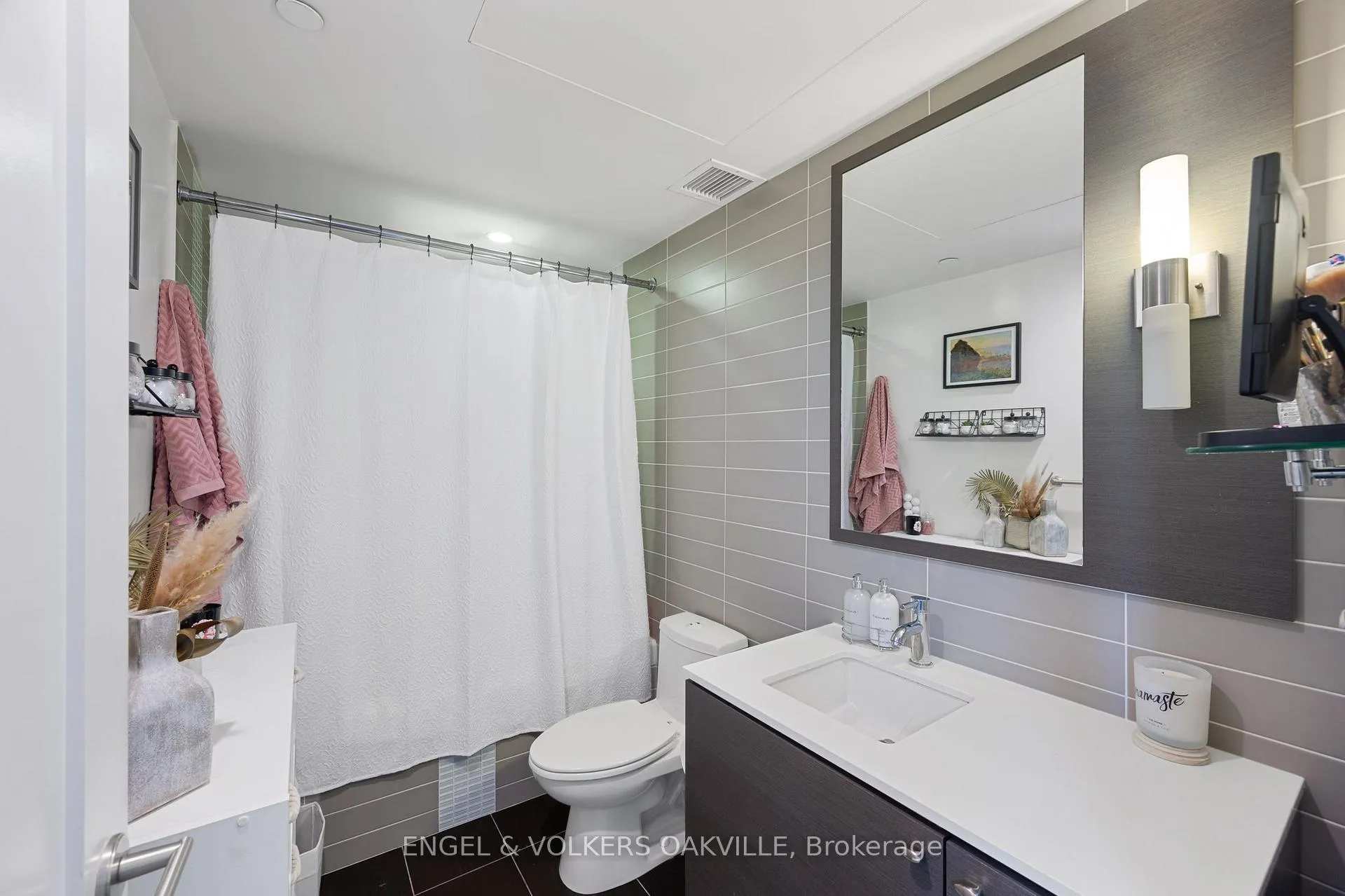 Photo 27 of Unit 815, 55 Front Street E, Toronto, Waterfront Communities — HOMEH