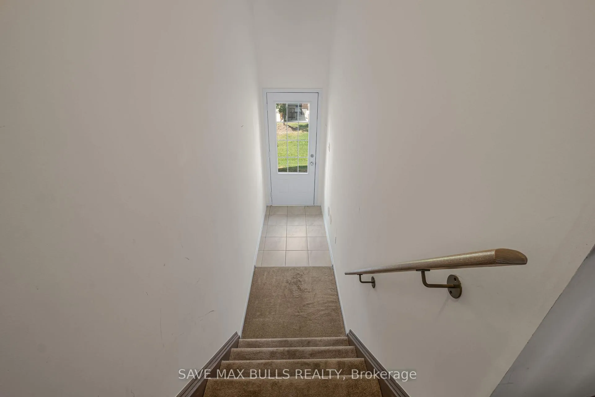 Photo 6 of 146 Giboulee Path, Oshawa, Windfields — HOMEH
