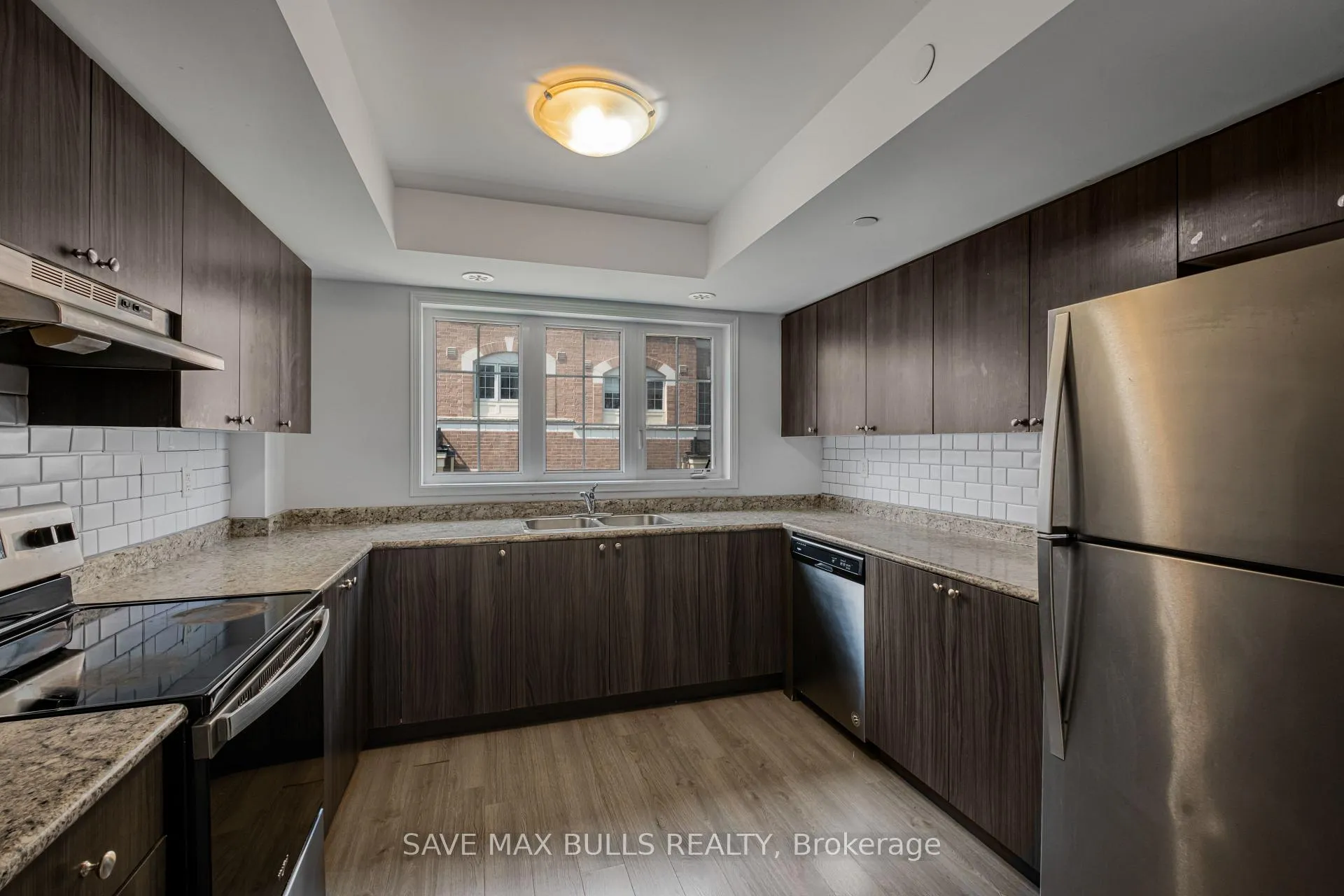 Photo 8 of 146 Giboulee Path, Oshawa, Windfields — HOMEH