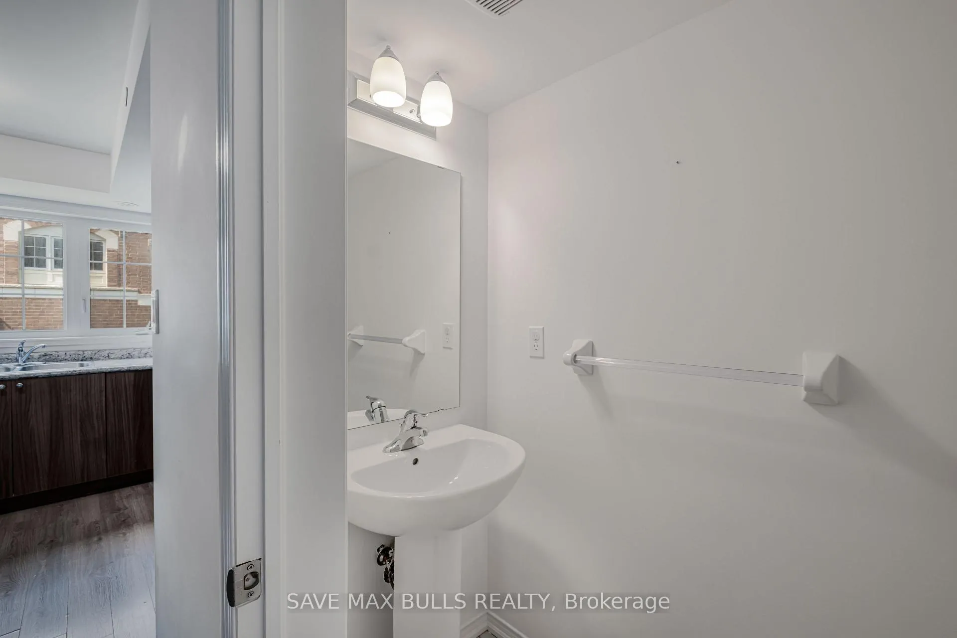 Photo 15 of 146 Giboulee Path, Oshawa, Windfields — HOMEH