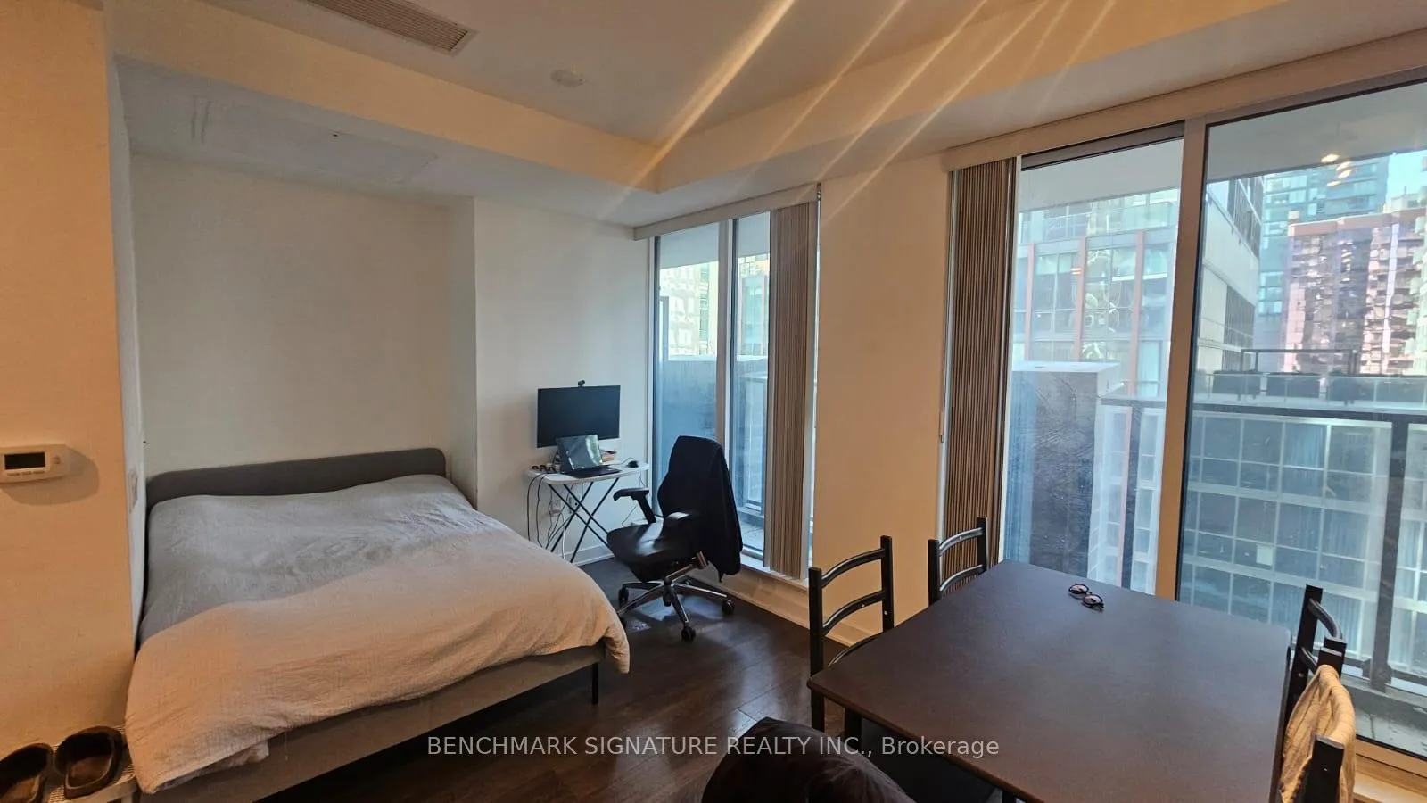 Photo 14 of Unit 918, 115 Blue Jays Way, Toronto, Waterfront Communities — HOMEH
