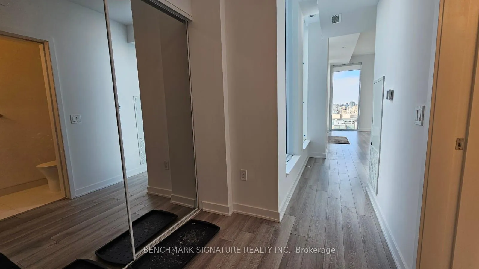 Photo 12 of Unit 3908, 238 Simcoe Street, Toronto, Kensington-Chinatown — HOMEH