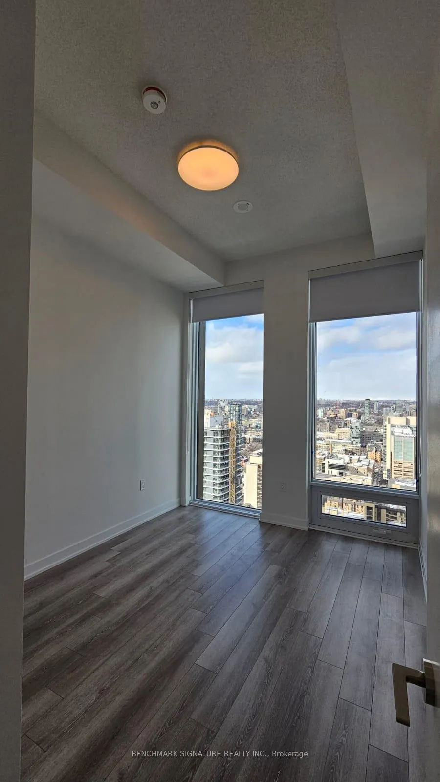 Photo 17 of Unit 3908, 238 Simcoe Street, Toronto, Kensington-Chinatown — HOMEH
