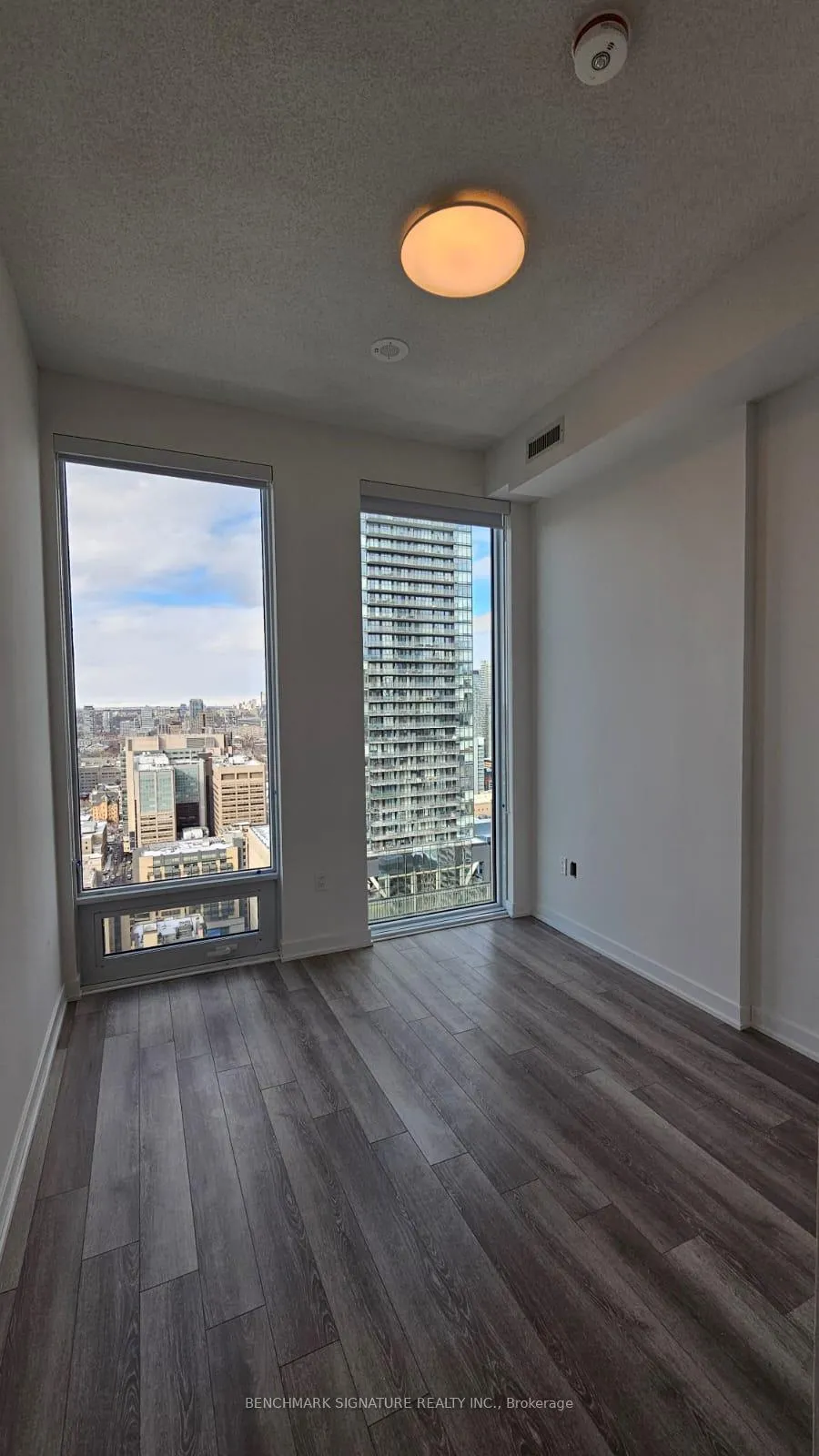 Photo 21 of Unit 3908, 238 Simcoe Street, Toronto, Kensington-Chinatown — HOMEH