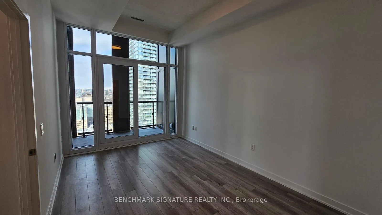 Photo 28 of Unit 3908, 238 Simcoe Street, Toronto, Kensington-Chinatown — HOMEH