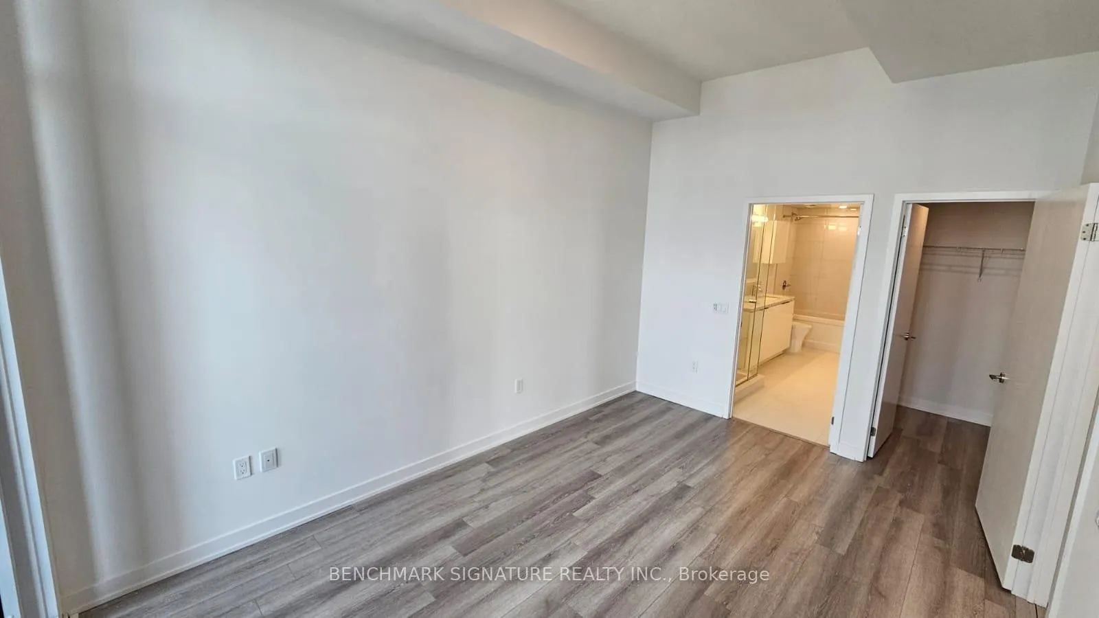Photo 30 of Unit 3908, 238 Simcoe Street, Toronto, Kensington-Chinatown — HOMEH