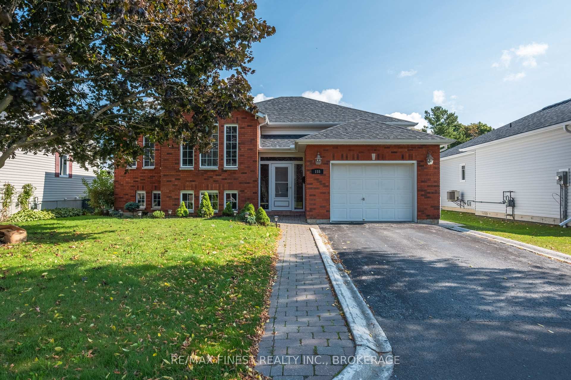 Photo 1 of 155 Elmwood Drive, Gananoque — HOMEH