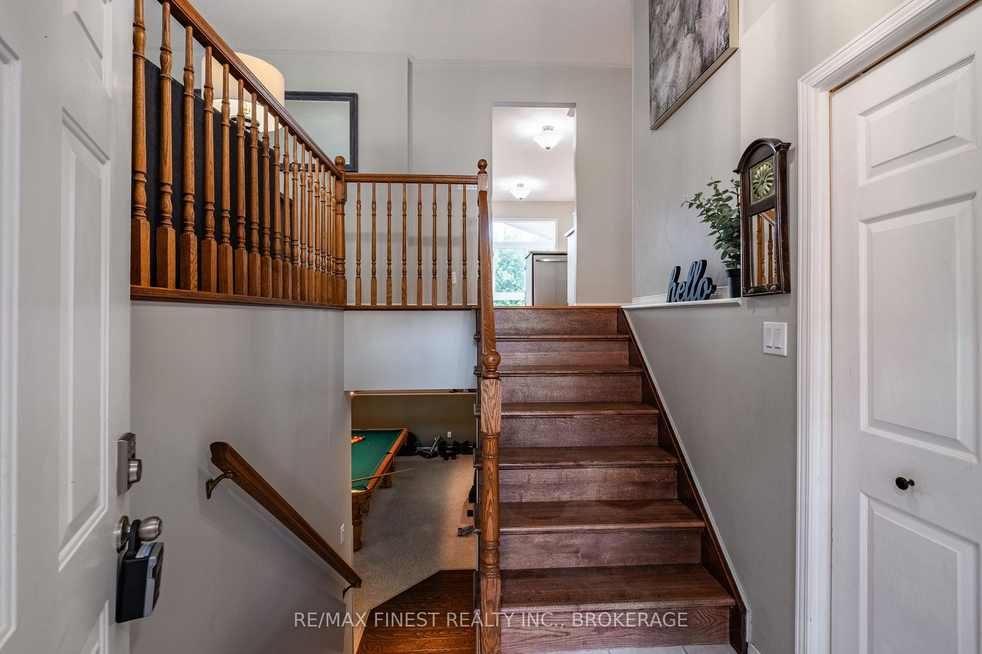 Photo 4 of 155 Elmwood Drive, Gananoque — HOMEH