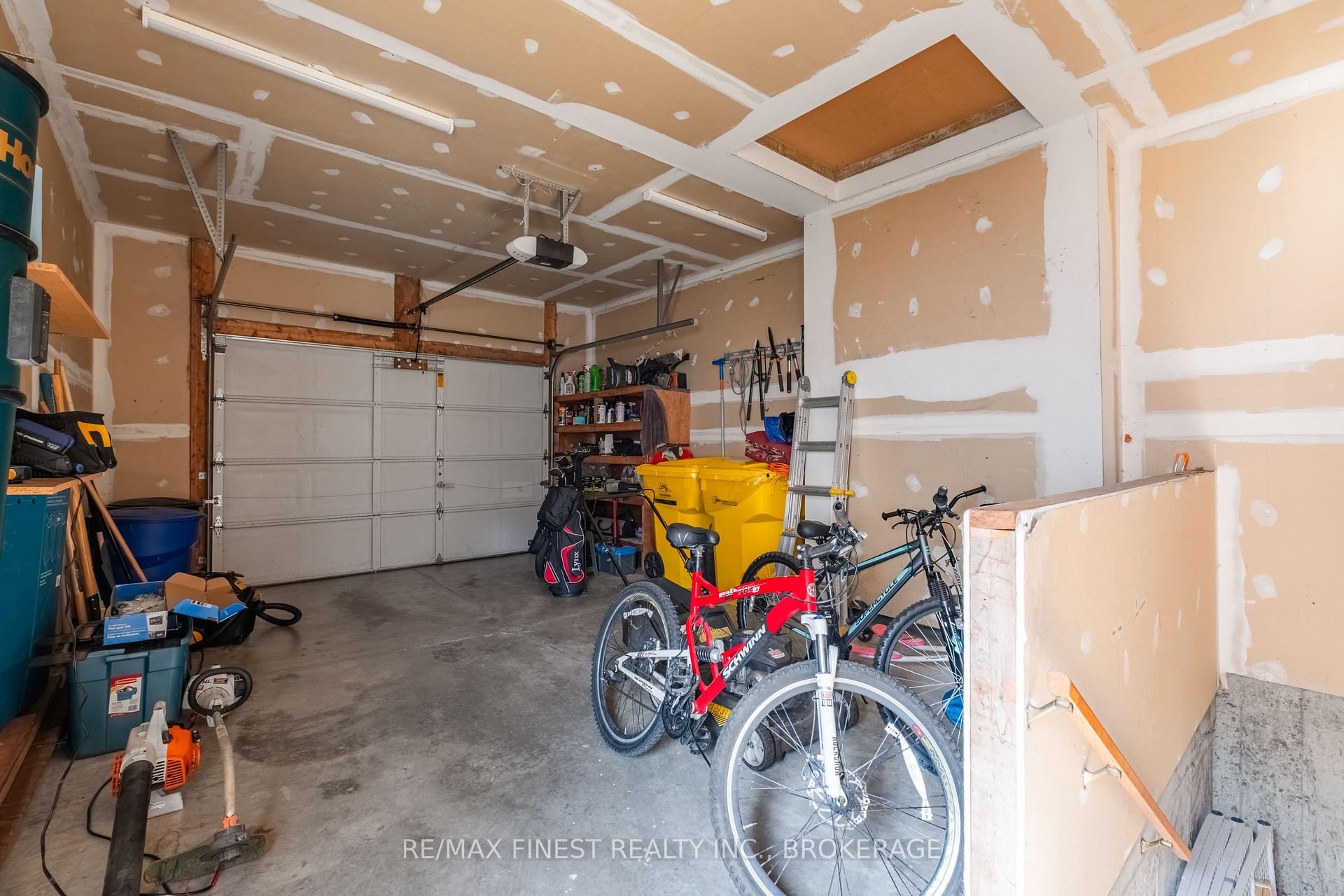 Photo 29 of 155 Elmwood Drive, Gananoque — HOMEH