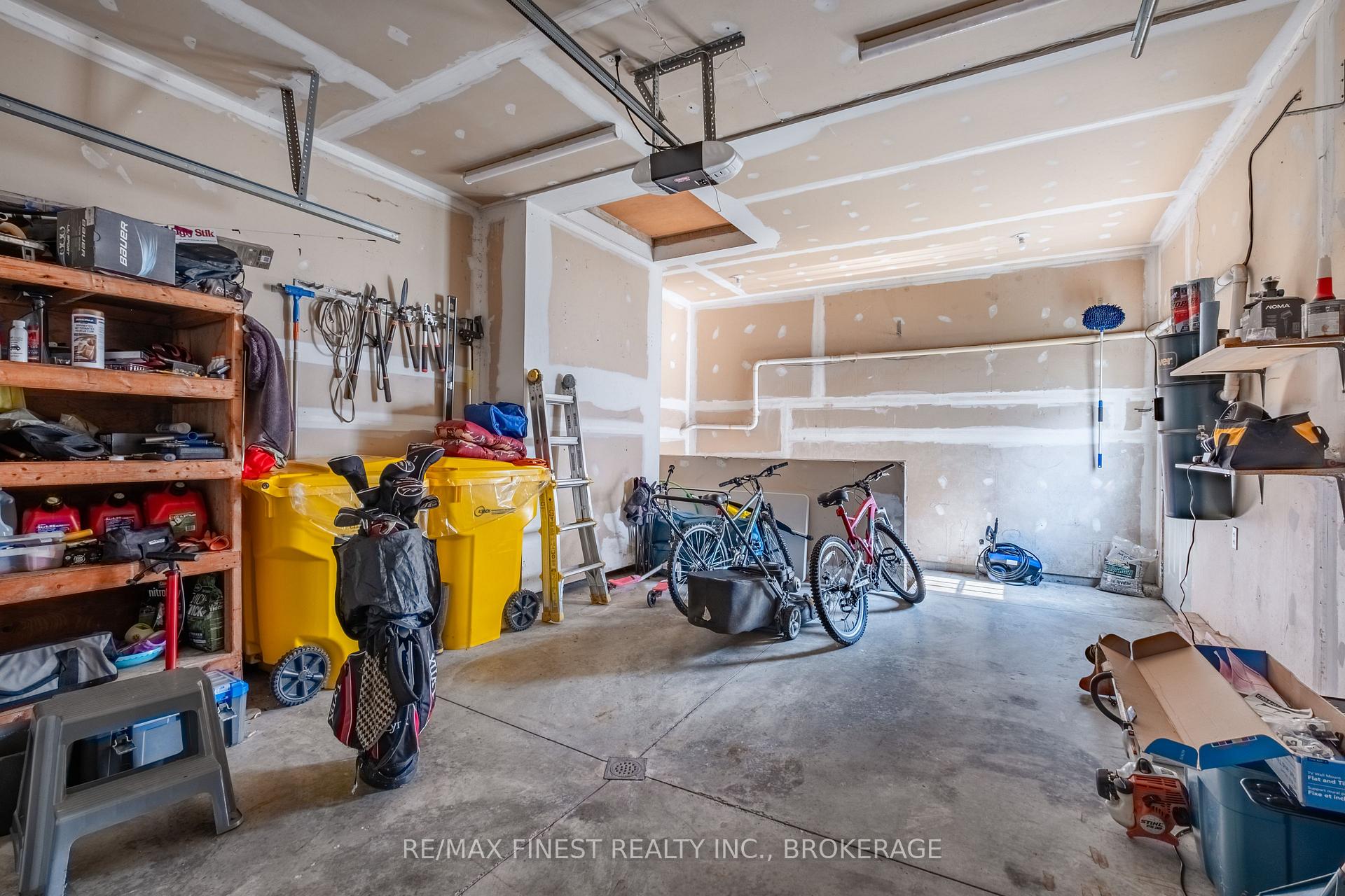 Photo 30 of 155 Elmwood Drive, Gananoque — HOMEH