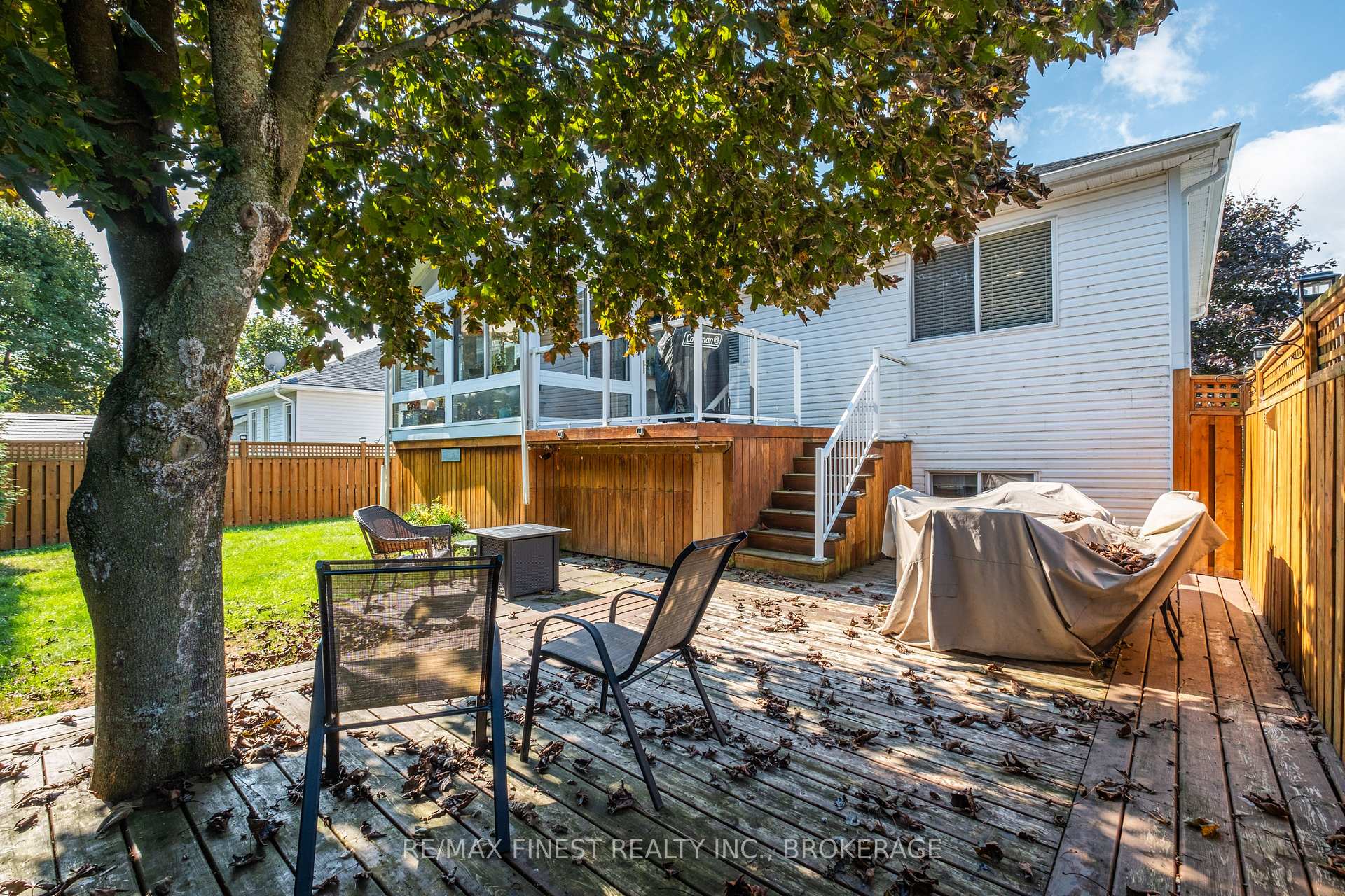Photo 32 of 155 Elmwood Drive, Gananoque — HOMEH
