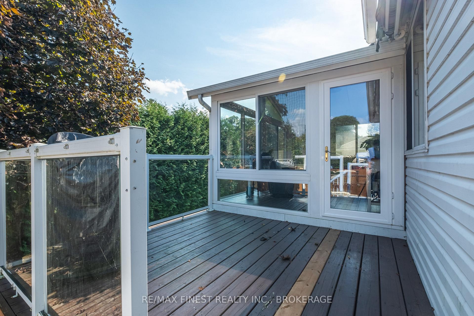 Photo 35 of 155 Elmwood Drive, Gananoque — HOMEH