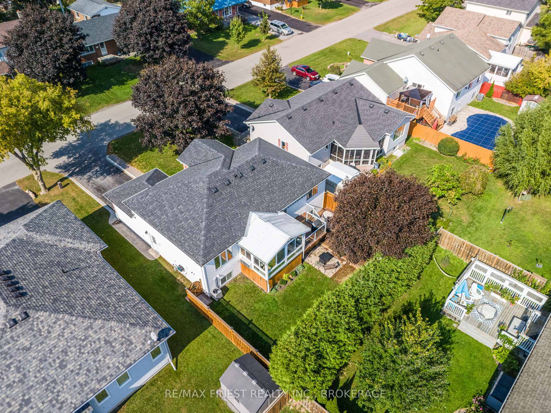 Photo 39 of 155 Elmwood Drive, Gananoque — HOMEH