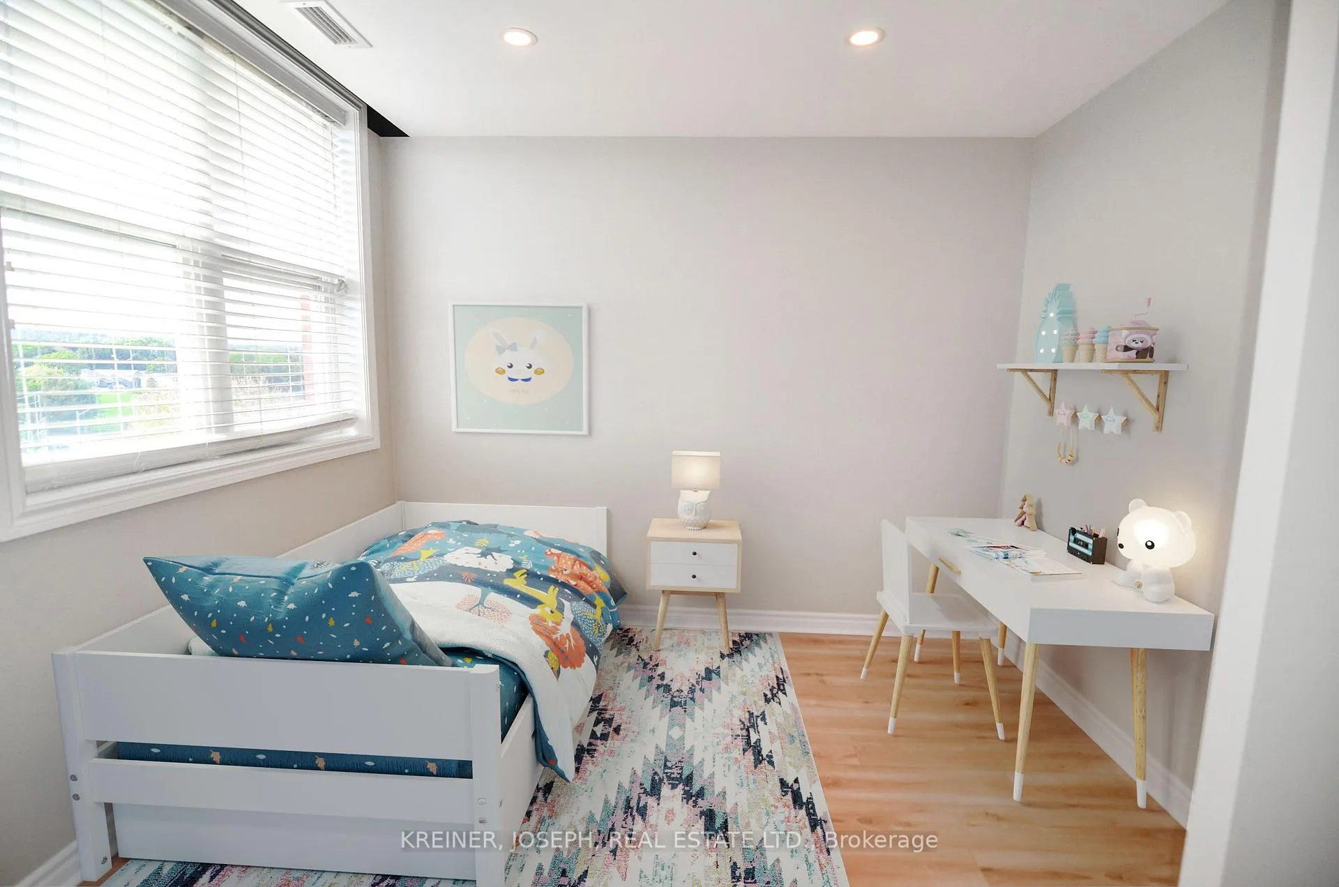 Photo 17 of Unit 404, 15450 Yonge Street, Aurora, Aurora Heights — HOMEH