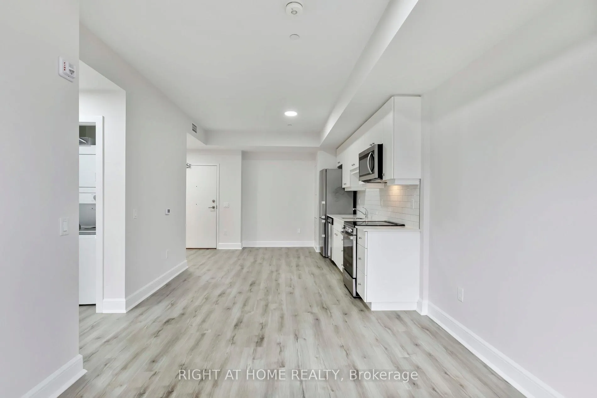 Photo 14 of Unit 608, 243 Northfield Drive E, Waterloo, Colonial Acres — HOMEH