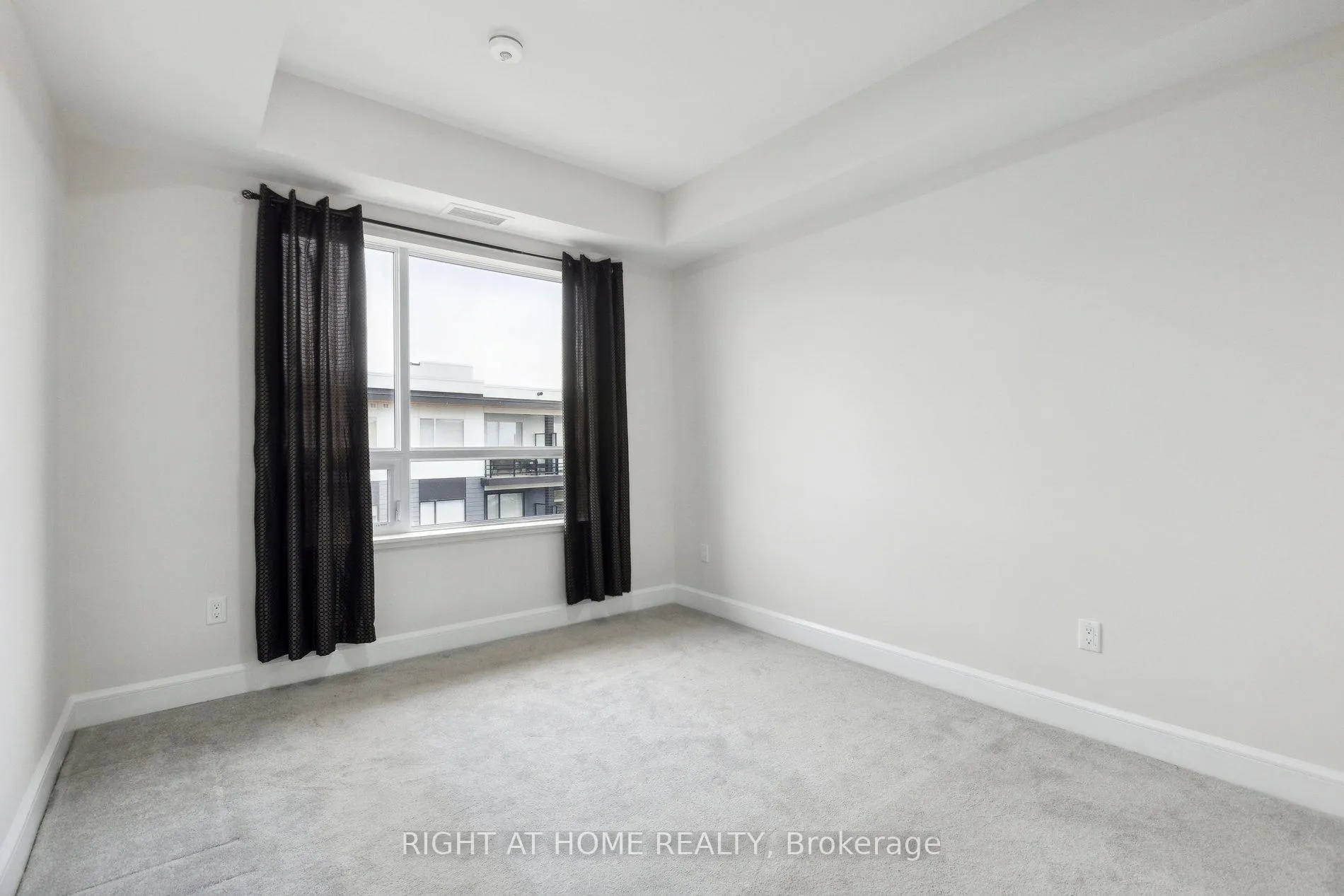 Photo 18 of Unit 608, 243 Northfield Drive E, Waterloo, Colonial Acres — HOMEH