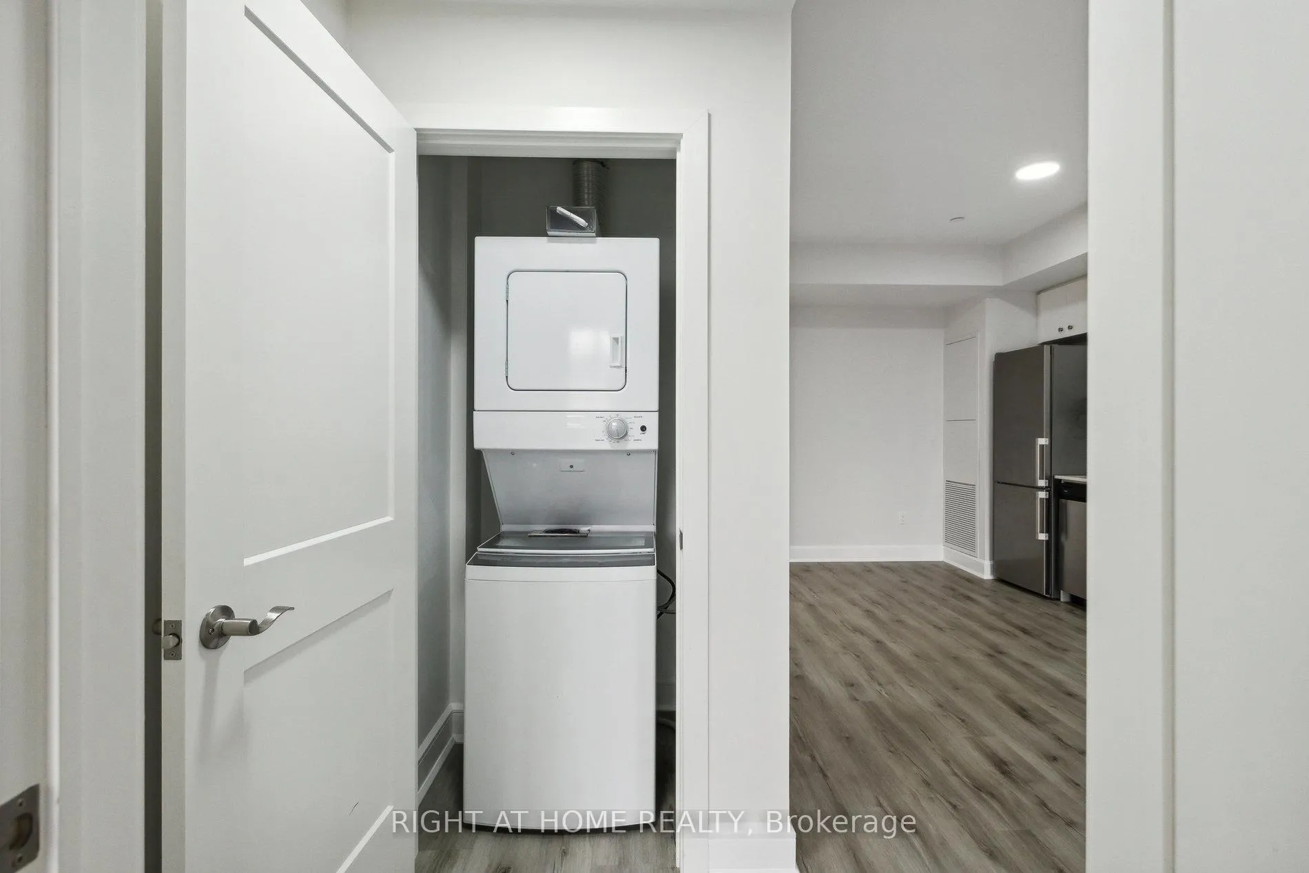 Photo 25 of Unit 608, 243 Northfield Drive E, Waterloo, Colonial Acres — HOMEH