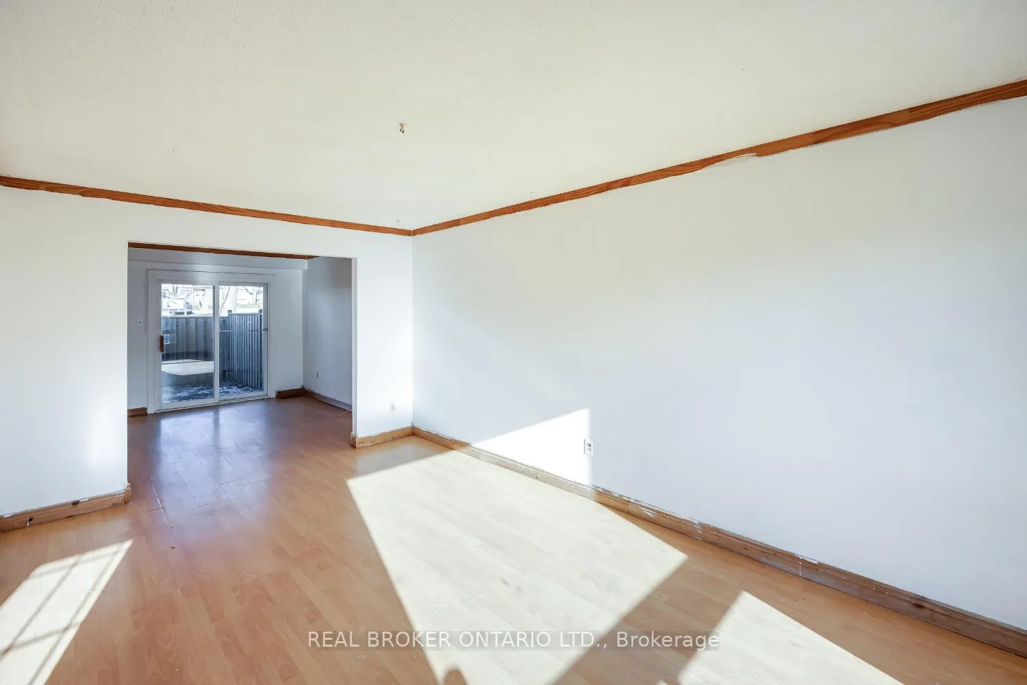 Photo 8 of Unit 26, 611 Galahad Drive, Oshawa, Eastdale — HOMEH