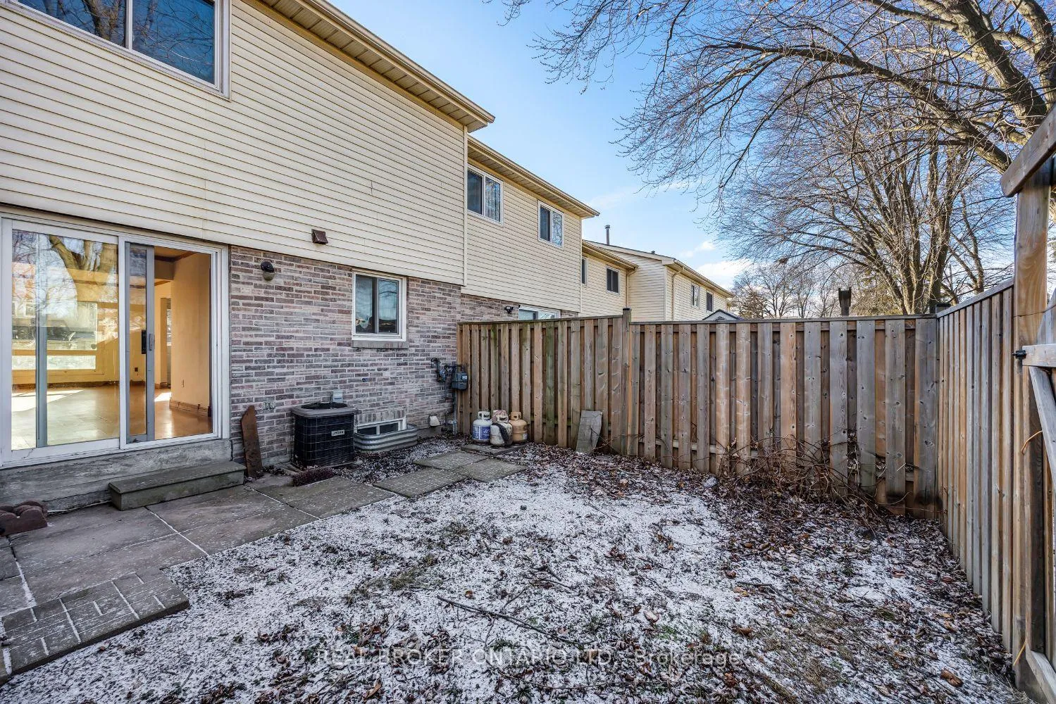 Photo 15 of Unit 26, 611 Galahad Drive, Oshawa, Eastdale — HOMEH