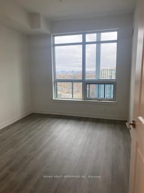 Photo 3 of Unit 1706A, 30 Upper Mall Way, Vaughan, Brownridge — HOMEH