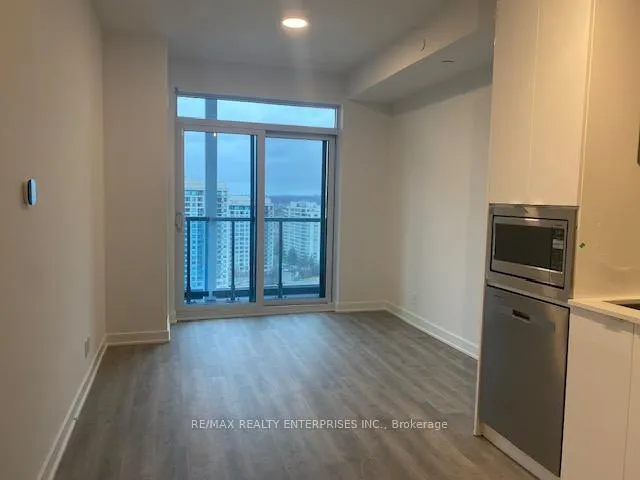 Photo 9 of Unit 1706A, 30 Upper Mall Way, Vaughan, Brownridge — HOMEH