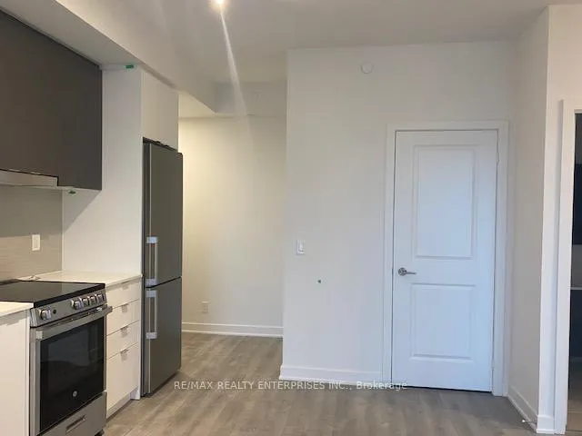 Photo 17 of Unit 1706A, 30 Upper Mall Way, Vaughan, Brownridge — HOMEH