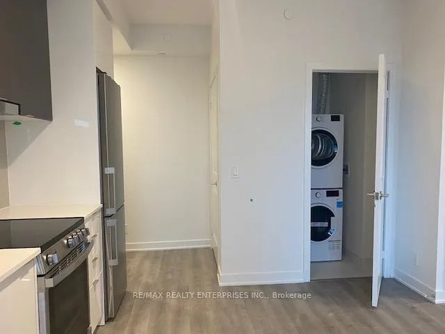 Photo 19 of Unit 1706A, 30 Upper Mall Way, Vaughan, Brownridge — HOMEH