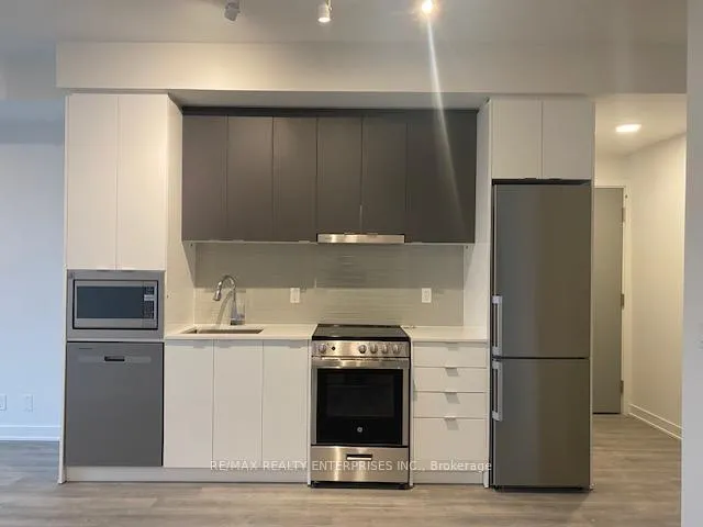 Photo 22 of Unit 1706A, 30 Upper Mall Way, Vaughan, Brownridge — HOMEH