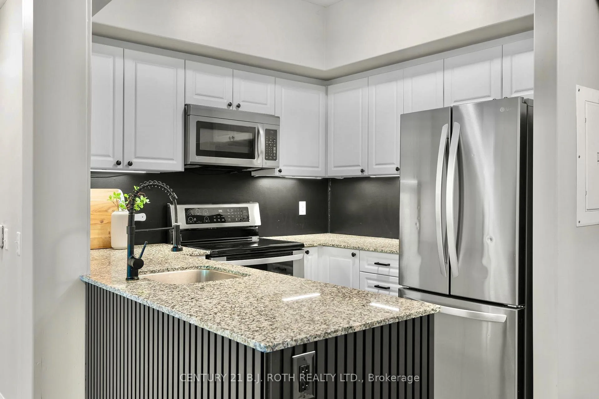 Photo 5 of Unit 108, 300 Essa Road, Barrie, 400 West — HOMEH