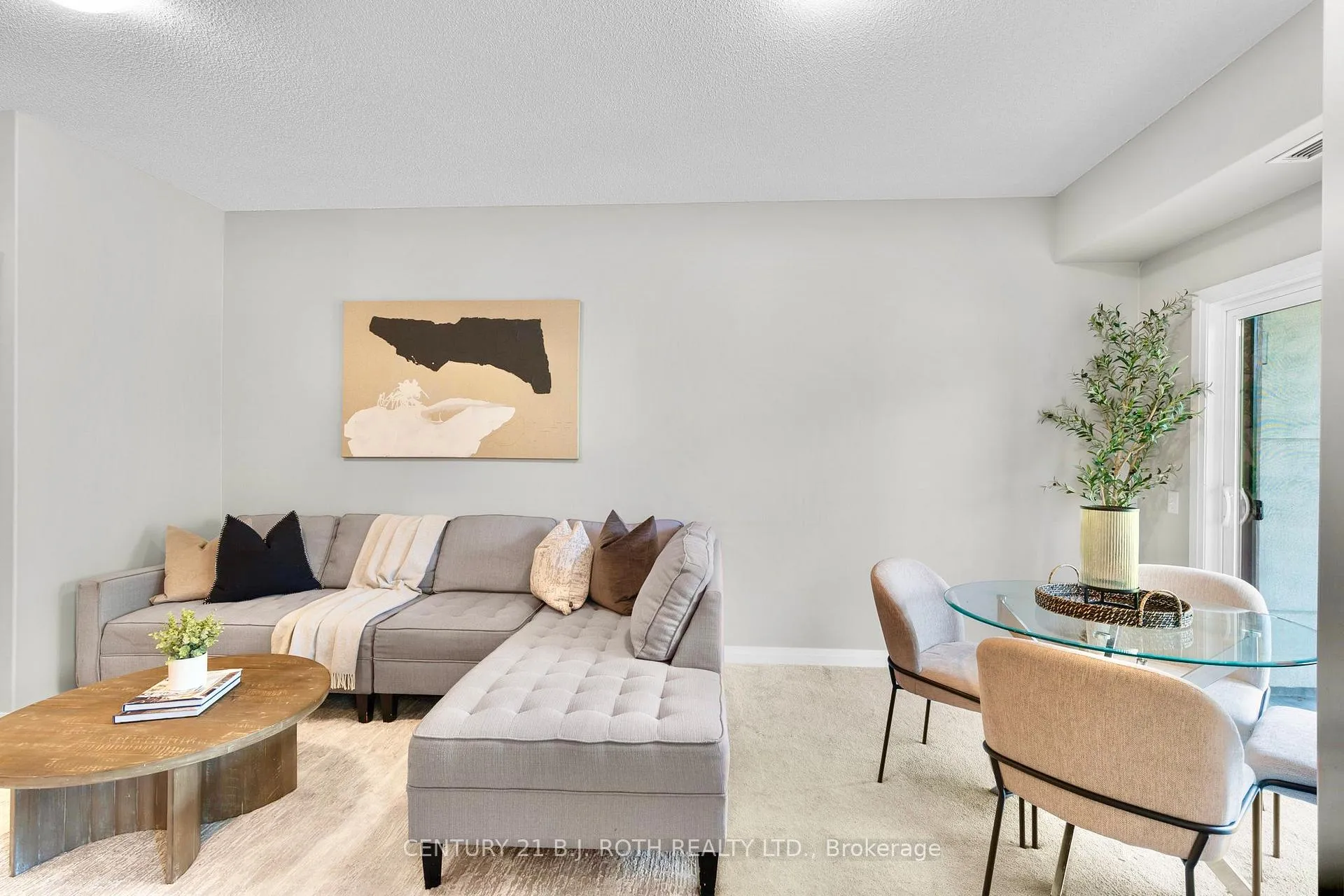 Photo 9 of Unit 108, 300 Essa Road, Barrie, 400 West — HOMEH