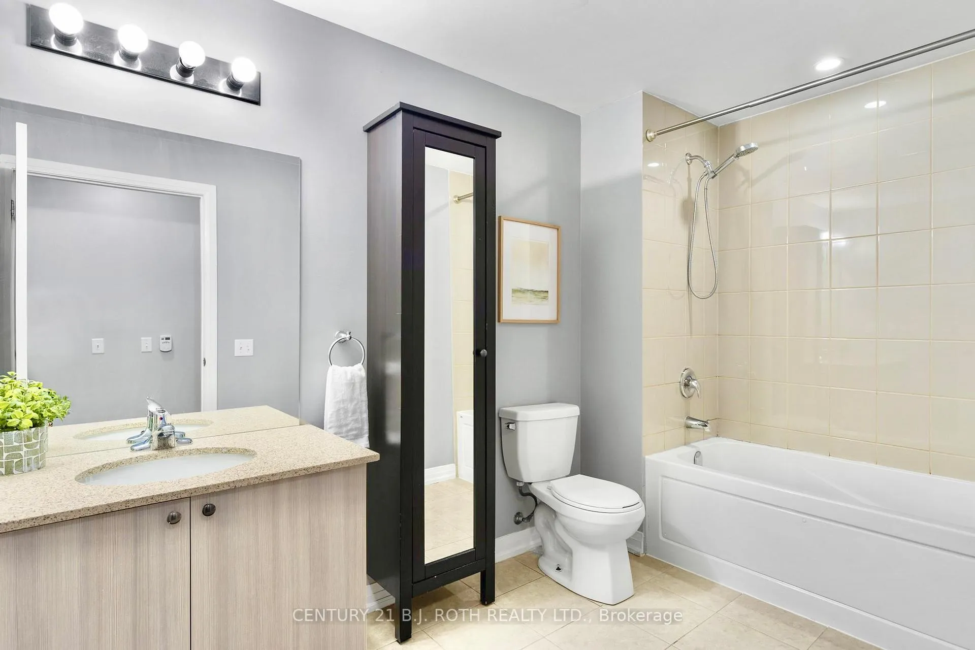 Photo 14 of Unit 108, 300 Essa Road, Barrie, 400 West — HOMEH