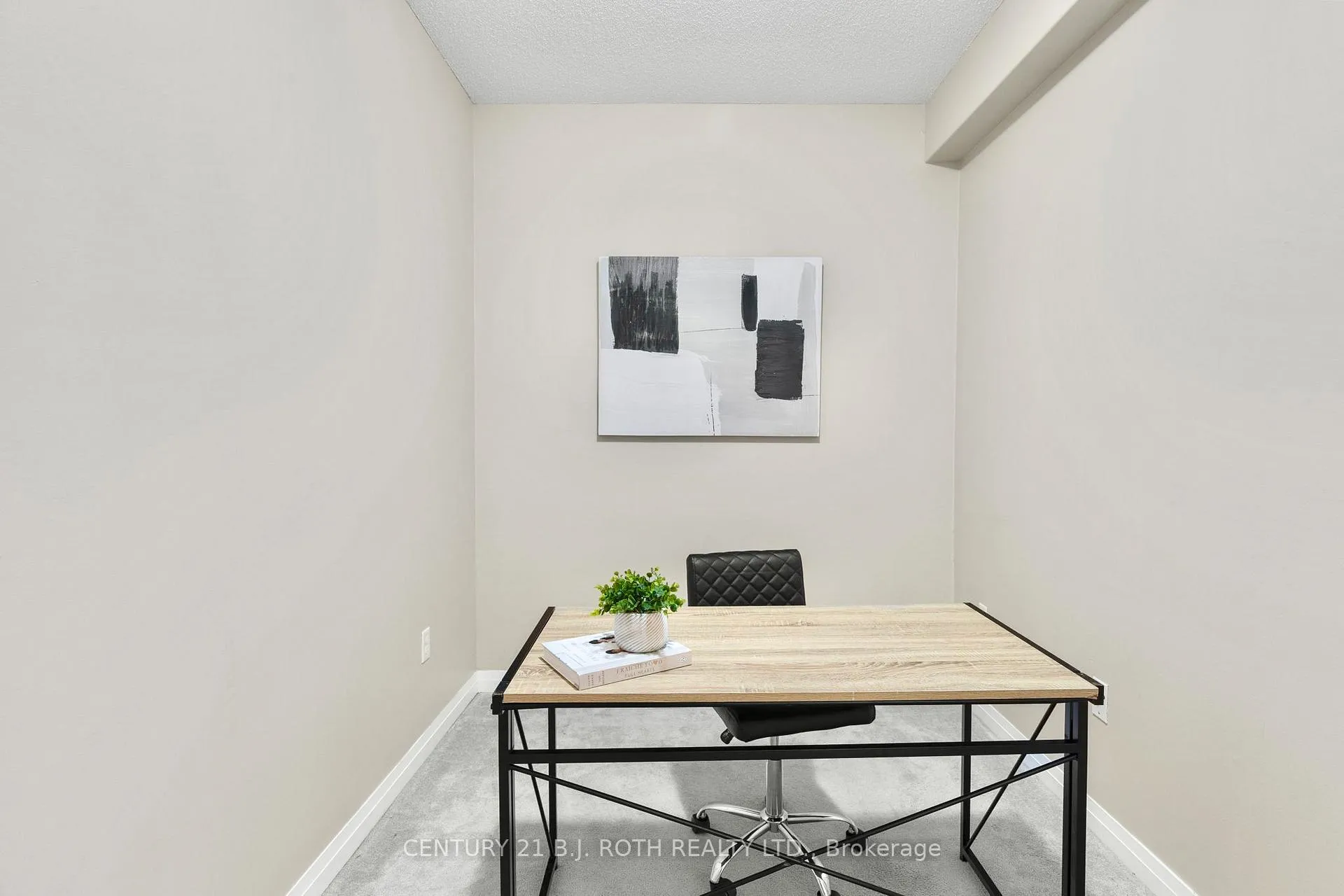 Photo 17 of Unit 108, 300 Essa Road, Barrie, 400 West — HOMEH