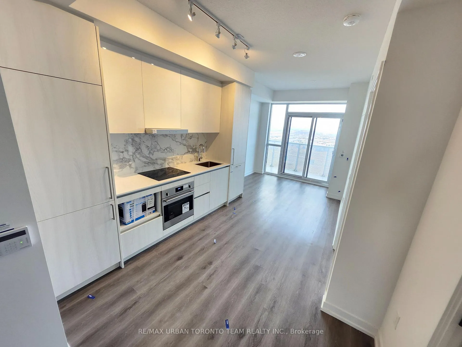 Photo 3 of Unit 3107, 225 Commerce St Street, Vaughan, Vaughan Corporate Centre — HOMEH