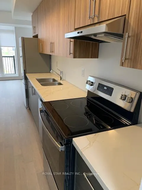 Photo 6 of Unit Unit 6, 188 Angus Drive, Ajax, Central — HOMEH