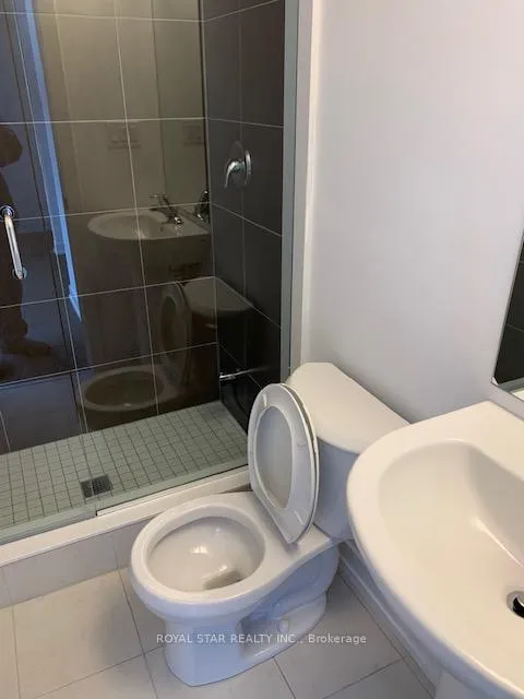 Photo 10 of Unit Unit 6, 188 Angus Drive, Ajax, Central — HOMEH