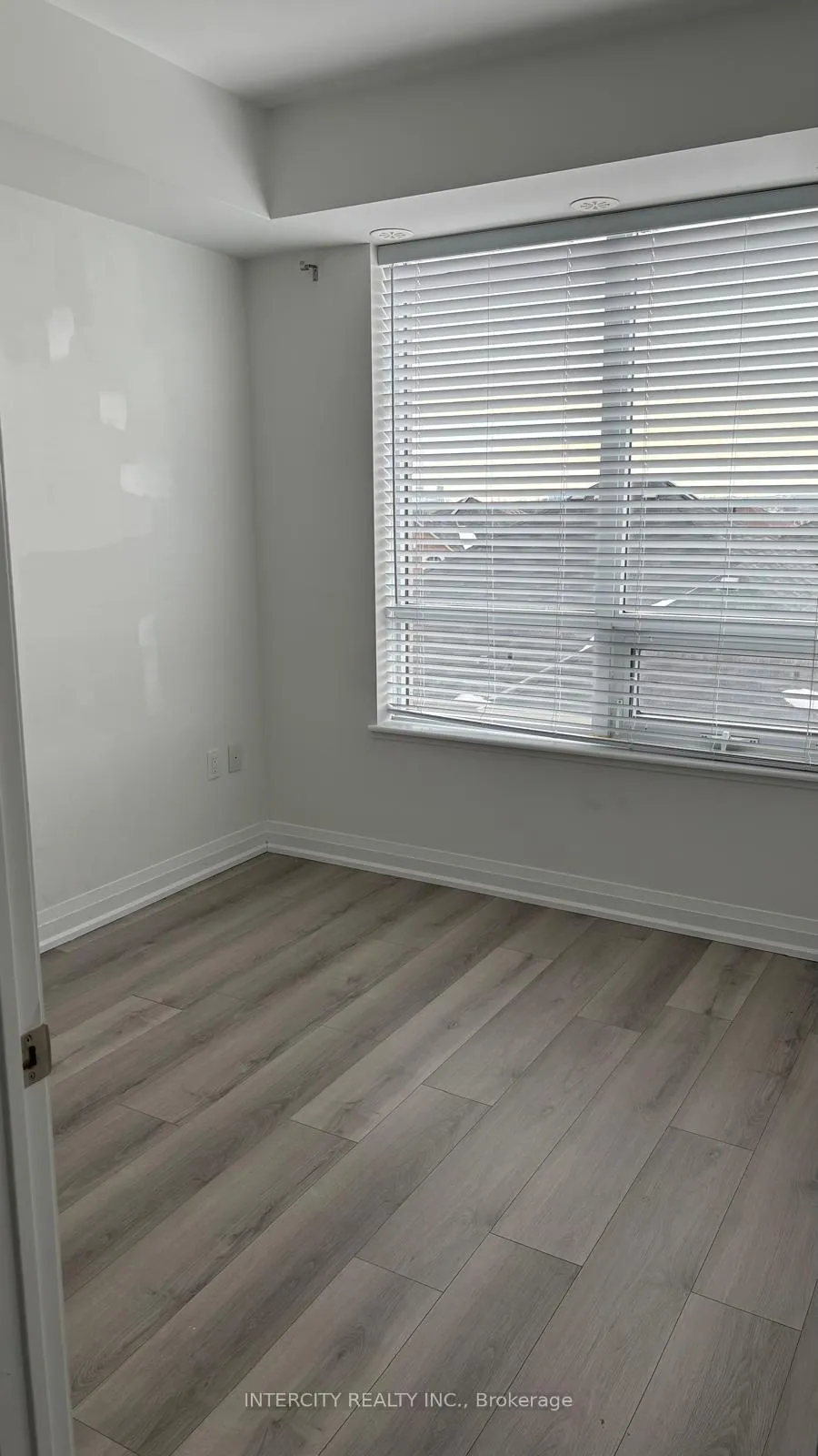 Photo 9 of Unit 373, 65 Attmar Drive, Brampton, Bram East — HOMEH