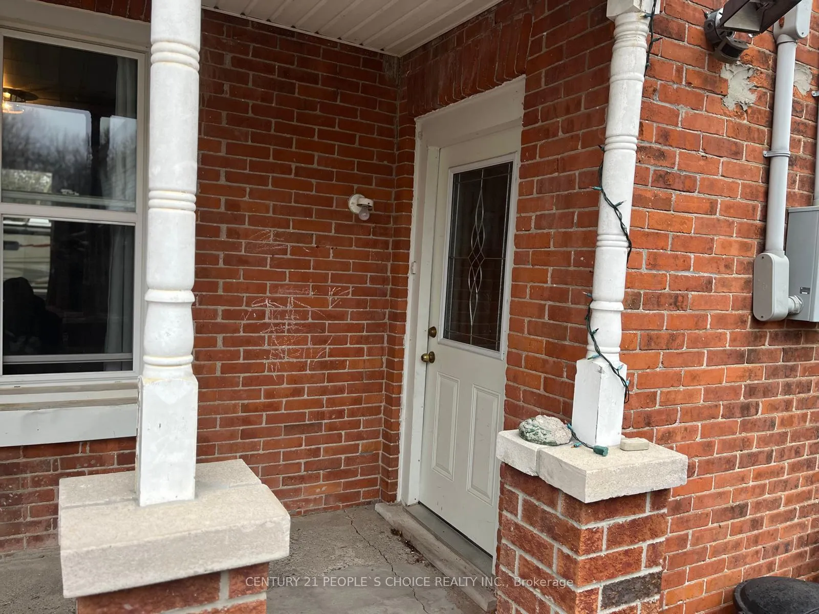 Photo 2 of 63 Jackman Road, Clarington, Bowmanville — HOMEH
