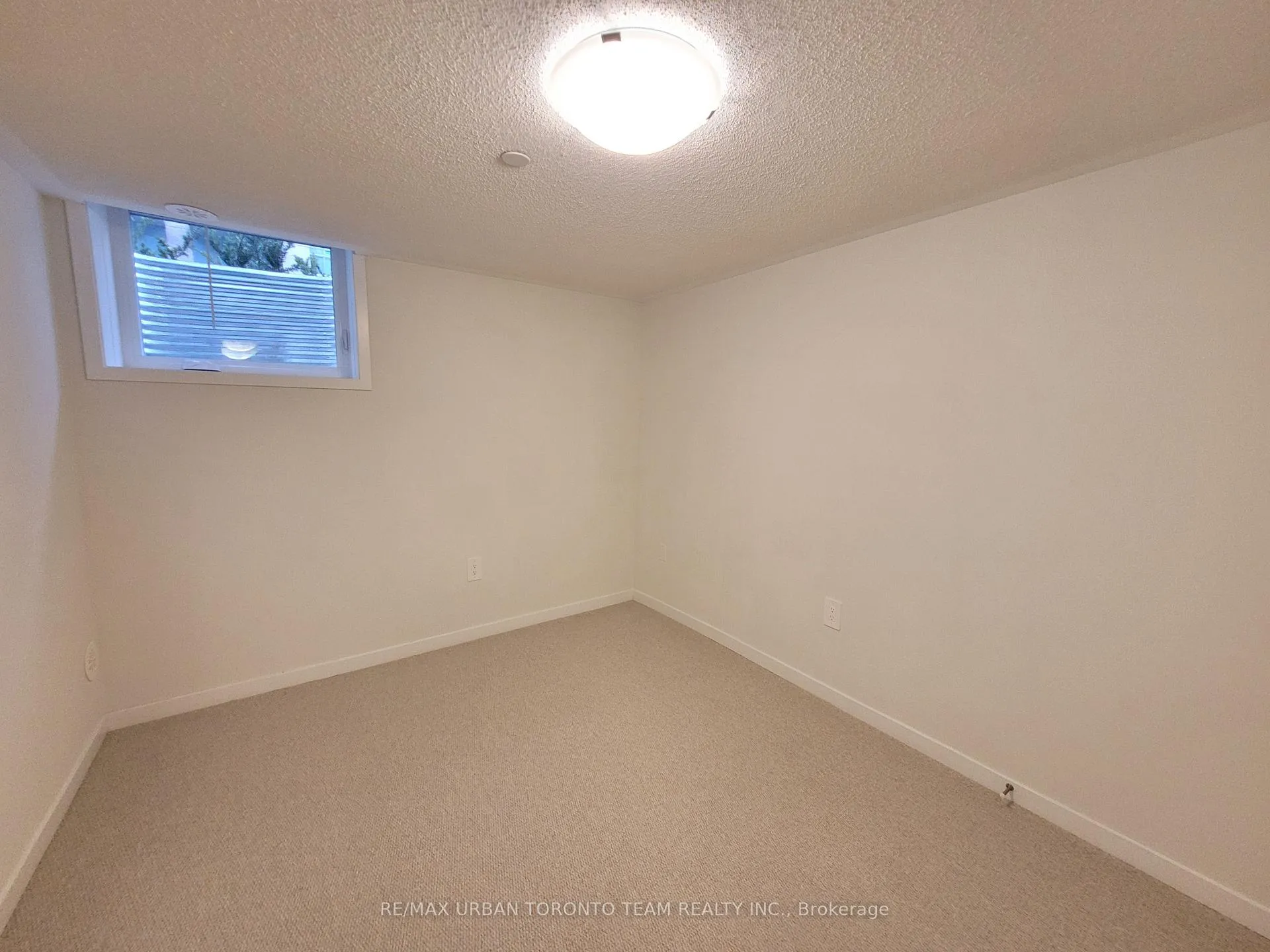 Photo 14 of Unit 88, 39 Honeycrisp Crescent, Vaughan, Vaughan Corporate Centre — HOMEH