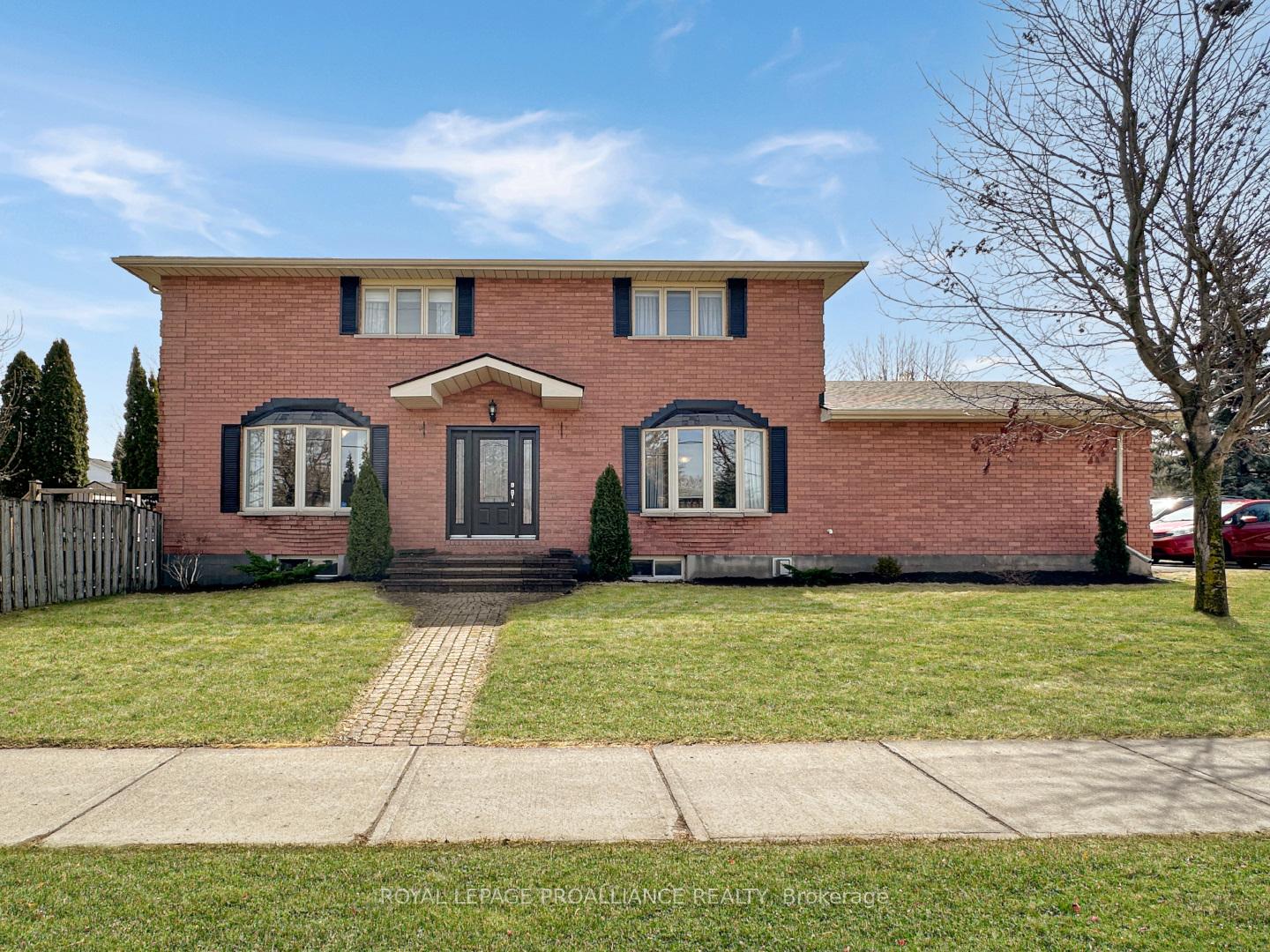 Photo 1 of 2 Thompson Court, Belleville, Belleville Ward — HOMEH