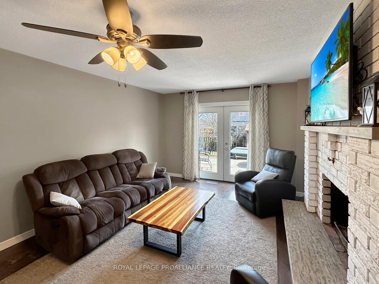 Photo 13 of 2 Thompson Court, Belleville, Belleville Ward — HOMEH