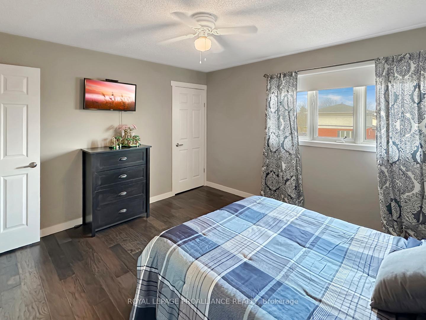 Photo 31 of 2 Thompson Court, Belleville, Belleville Ward — HOMEH