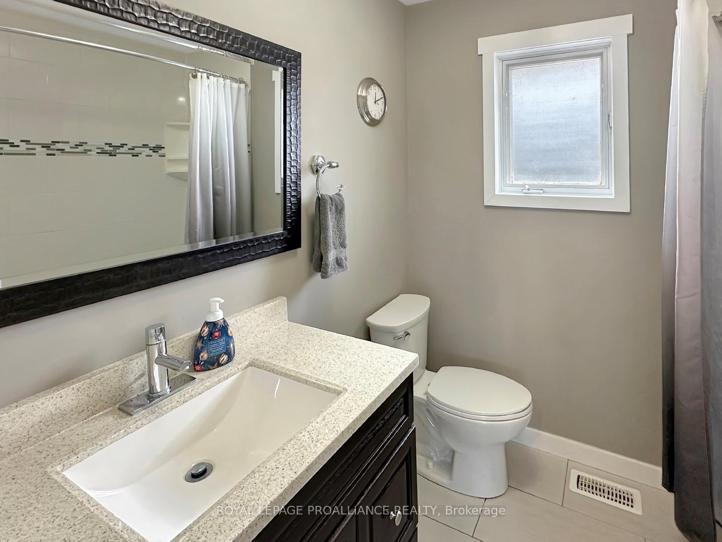 Photo 32 of 2 Thompson Court, Belleville, Belleville Ward — HOMEH
